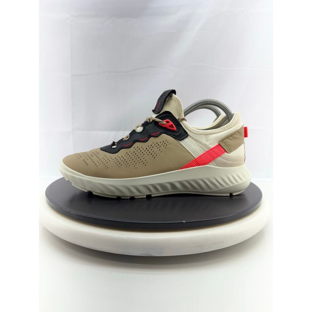 ECCO St.1 Lite Womens Sz US 7 EU 38 Tan Black Perforated Athletic Shoes Sneakers